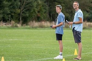 Dateiname=J63A0532.jpg
Dateigröße=346KB
Abmessungen: 1200x800
hinzugefügt am: 09. September 2024 J63A0532.jpg