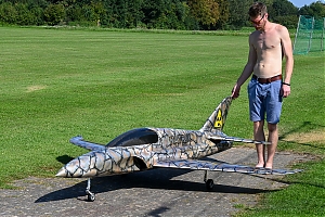 Dateiname=Jet2023-79.jpg
Dateigröße=591KB
Abmessungen: 1200x800
hinzugefügt am: 13. September 2023 Jet2023-79.jpg